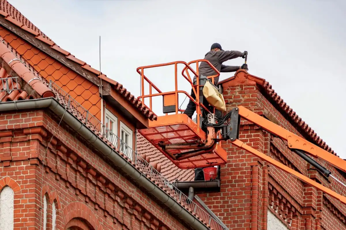 Commercial roofing services in Baltimore, MD